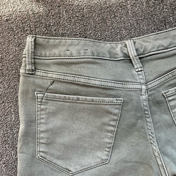 Army-Green Shorts - Picture 4 of 6